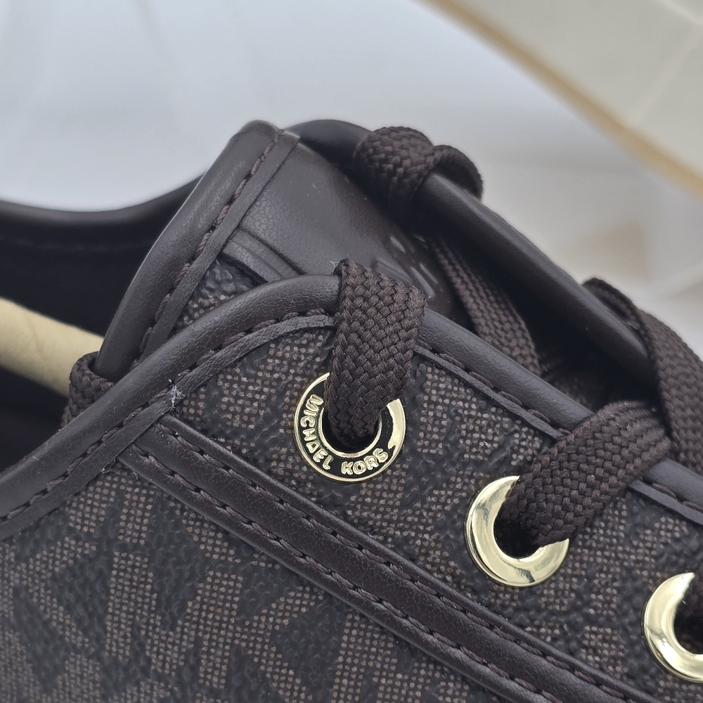 NWOT Michael Kors Jude Signature Logo Sneakers, Brown, Women's 6M - Picture 3 of 16